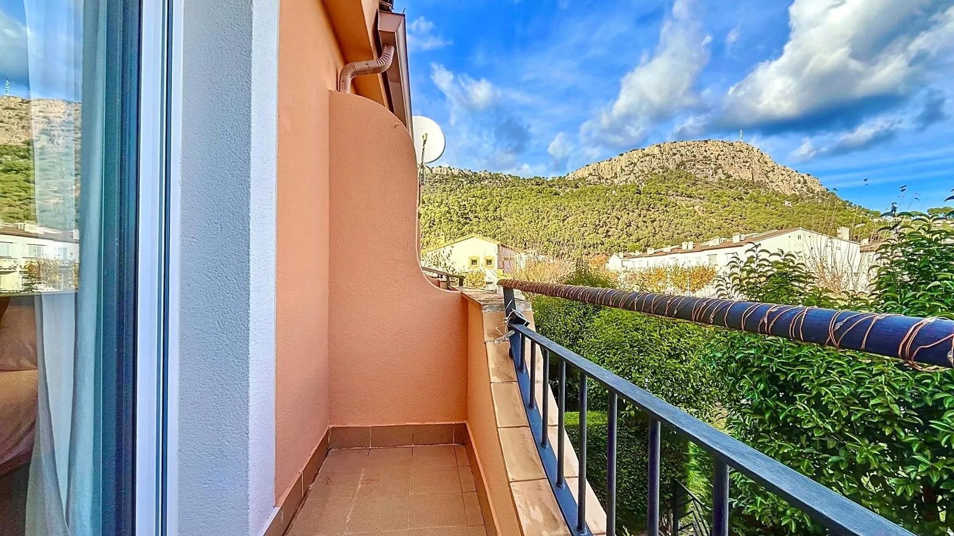 Mar Blau Estartit Rental レスタルティット